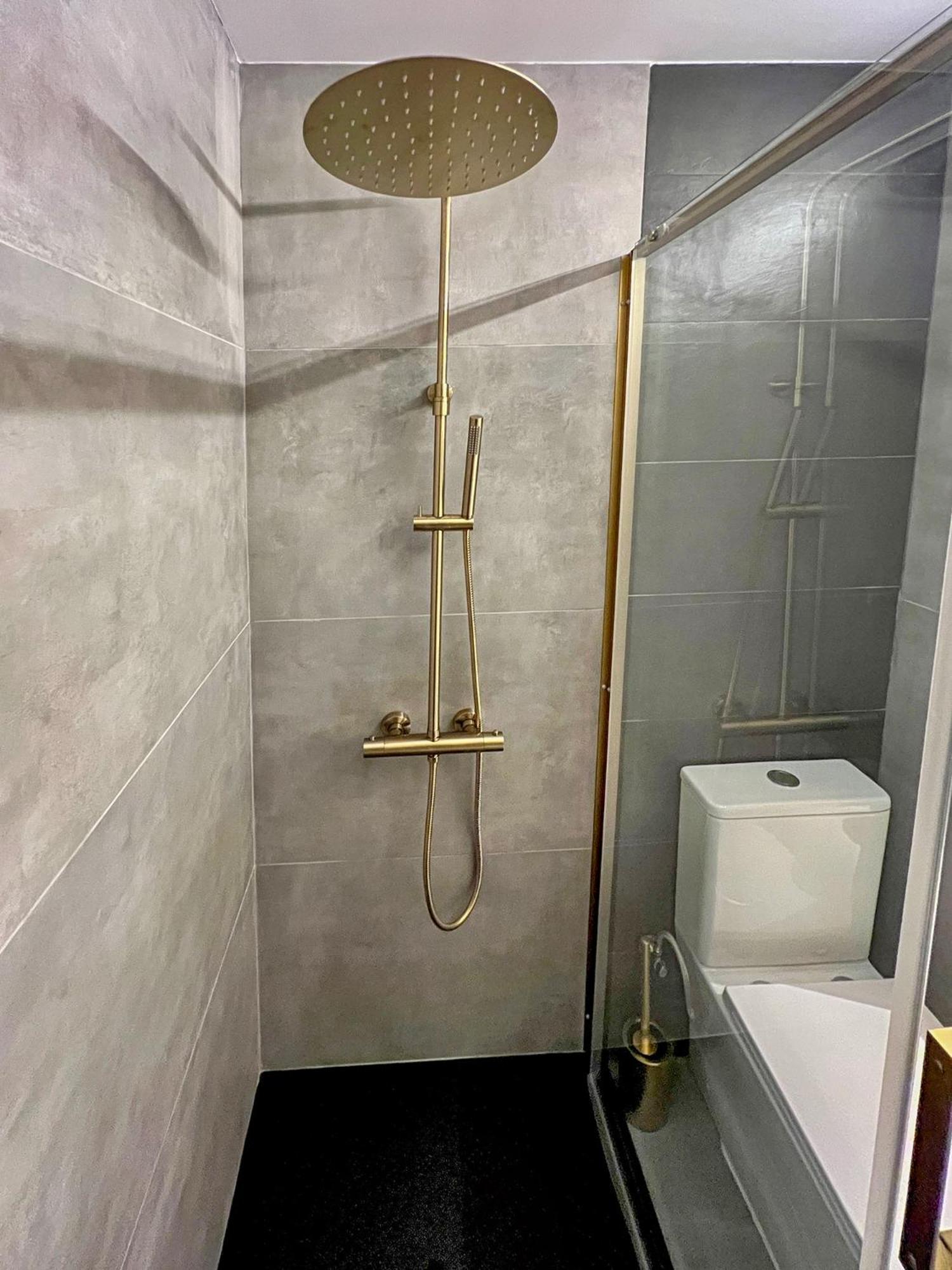 River Deluxe Con Garaje Gratis Bilbao Exterior photo
